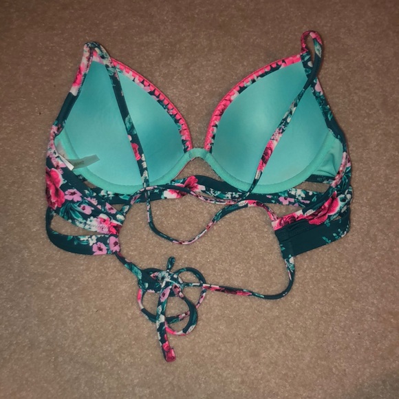 Floral bathing suit top - Picture 2 of 3
